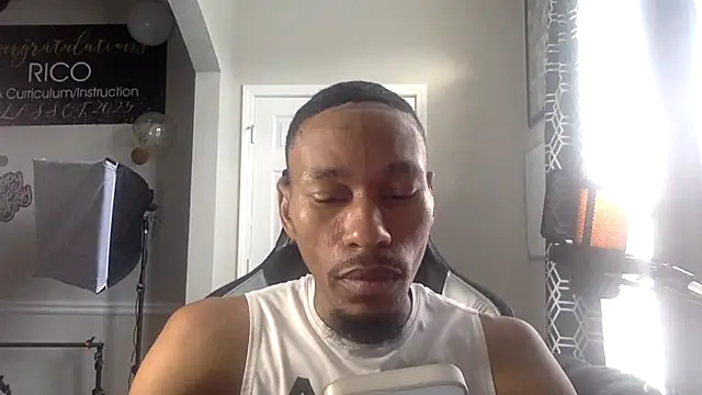 Snapshot of KingDerRico chatting on January 14, 2026, 8:34 pm KingDerRico online show from January 14, 2026, 8:34 pm