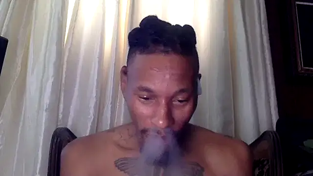 Snapshot of KingDerRico chatting on November 26, 2025, 3:01 pm KingDerRico online show from November 26, 2025, 3:01 pm