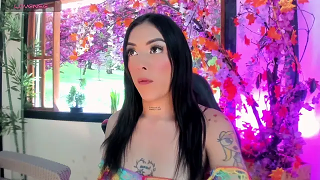 Snapshot of Susan_DiSantys chatting on March 20, 2025, 5:25 pm Susan DiSantys online show from March 20, 2025, 5:25 pm