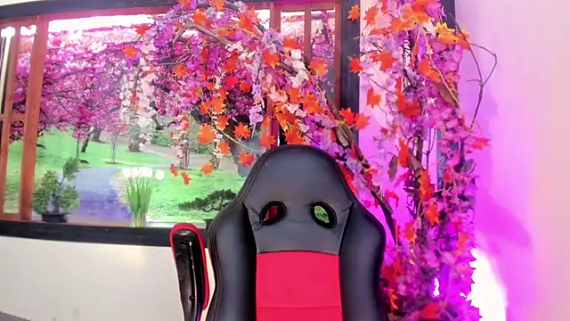 Snapshot of Susan_DiSantys chatting on March 10, 2025, 10:24 pm Susan DiSantys online show from March 10, 2025, 10:24 pm