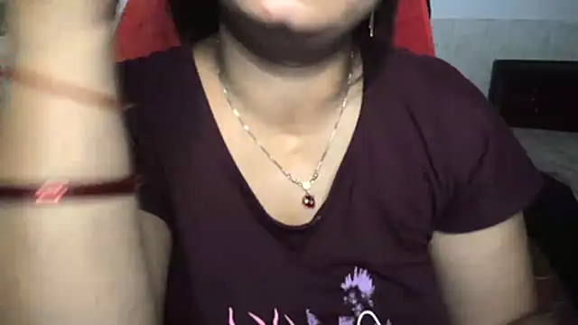 Snapshot of Gulaboo_bhabi chatting on May 12, 2026, 11:33 pm Gulaboo bhabi online show from May 12, 2026, 11:33 pm