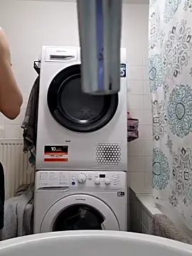 Snapshot of Chriso0007 chatting on December 17, 2025, 12:32 pm Chriso0007 online show from December 17, 2025, 12:32 pm