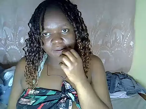 Snapshot of Your_Bunny255 chatting on July 2, 2026, 9:32 pm Your Bunny255 online show from July 2, 2026, 9:32 pm