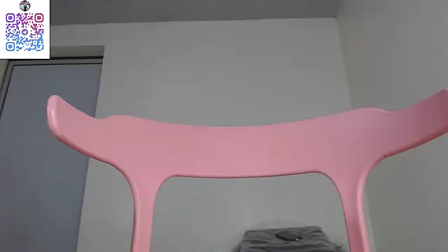 Kitty Mifl online show from May 26, 2026, 2:53 am