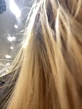 Sweet   Emily online show from November 15, 2025, 1:26 pm