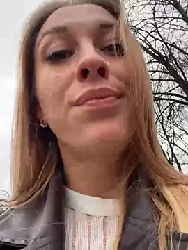 Snapshot of Sweet___Emily chatting on March 11, 2025, 1:12 pm Sweet   Emily online show from March 11, 2025, 1:12 pm