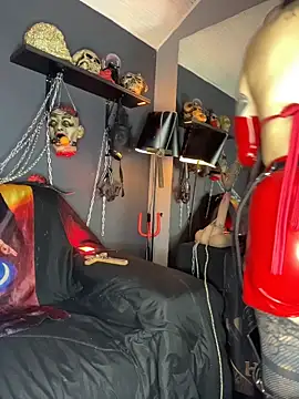 Snapshot of MorganaCrowley chatting on December 16, 2025, 1:59 pm MorganaCrowley online show from December 16, 2025, 1:59 pm