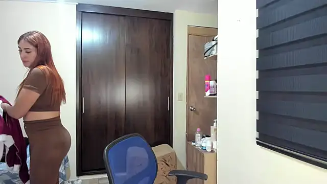 Snapshot of Amy_Walker chatting on December 19, 2025, 6:54 pm Amy Walker online show from December 19, 2025, 6:54 pm