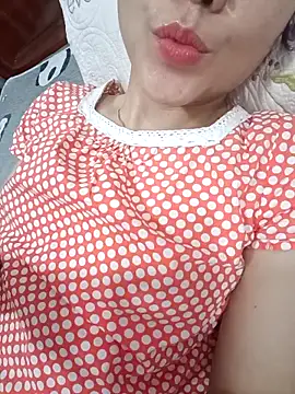 Snapshot of 2_sex chatting on April 15, 2026, 2:43 pm 2 sex online show from April 15, 2026, 2:43 pm