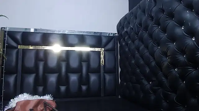 aleja mistress  online show from January 7, 2026, 10:37 pm