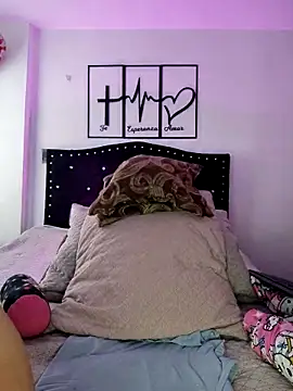 EimyParker  online show from December 3, 2025, 2:27 pm