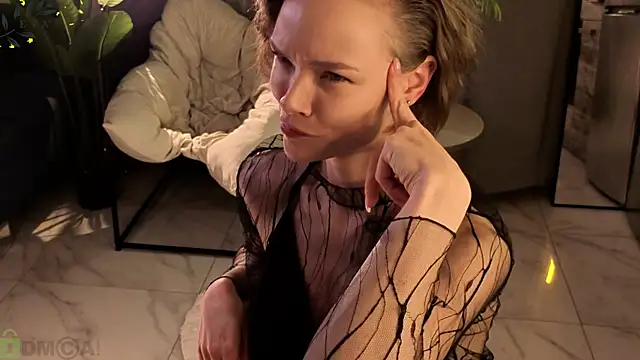 Snapshot of Eva_Natsumi chatting on November 15, 2025, 5:17 pm Eva Natsumi online show from November 15, 2025, 5:17 pm