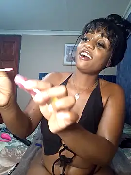 Snapshot of Queen-Chocolate chatting on March 1, 2025, 12:28 am Queen-Chocolate online show from March 1, 2025, 12:28 am