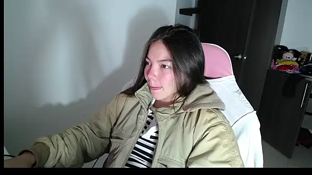 Snapshot of venelope1 chatting on July 3, 2026, 3:24 am venelope1 online show from July 3, 2026, 3:24 am