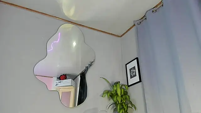 Snapshot of angeli_sexi chatting on October 3, 2025, 12:14 am angeli sexi online show from October 3, 2025, 12:14 am