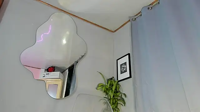 Snapshot of angeli_sexi chatting on September 26, 2025, 12:50 am angeli sexi online show from September 26, 2025, 12:50 am