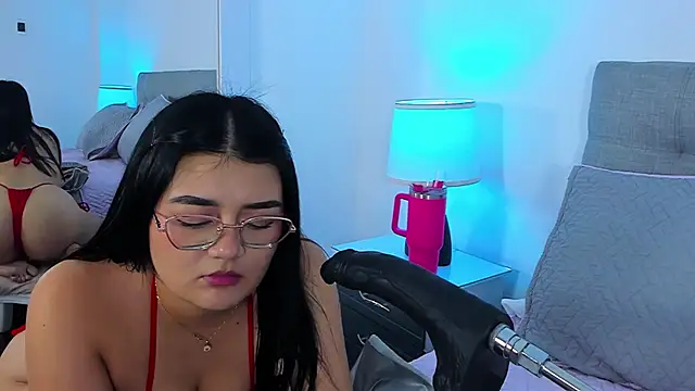 Snapshot of Samantha__Vega chatting on April 27, 2026, 8:40 pm Samantha Vega online show from April 27, 2026, 8:40 pm