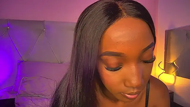 FiorelaLenin online show from March 26, 2026, 4:16 pm