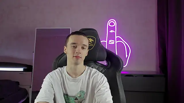 Snapshot of MasonWarholl chatting on January 9, 2025, 5:43 pm MasonWarholl online show from January 9, 2025, 5:43 pm