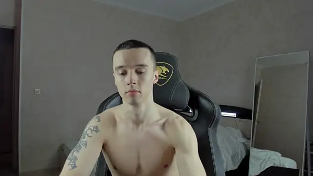 Snapshot of MasonWarholl chatting on December 29, 2024, 7:11 pm MasonWarholl online show from December 29, 2024, 7:11 pm