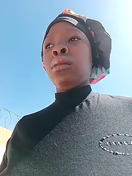 Snapshot of Mayo01_ chatting on December 2, 2024, 7:20 am Mayo01  online show from December 2, 2024, 7:20 am