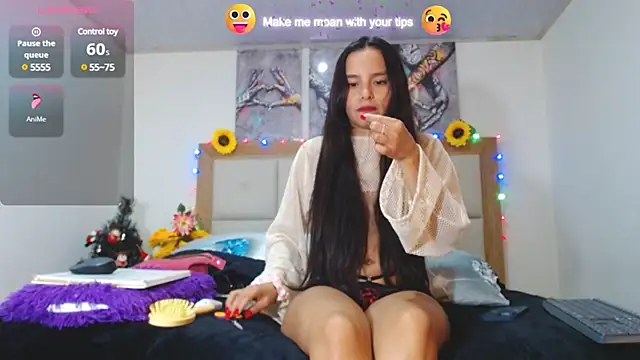 Snapshot of valentina_hearts chatting on December 18, 2024, 3:58 am valentina hearts online show from December 18, 2024, 3:58 am