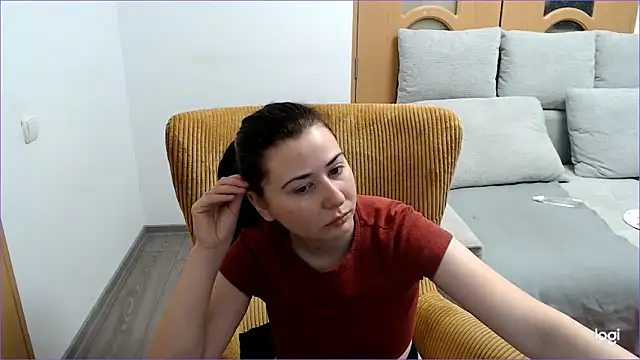 Snapshot of VioletaFlower7 chatting on April 14, 2026, 9:58 am VioletaFlower7 online show from April 14, 2026, 9:58 am