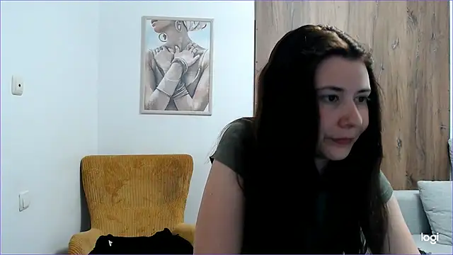 Snapshot of VioletaFlower7 chatting on April 28, 2026, 11:03 am VioletaFlower7 online show from April 28, 2026, 11:03 am
