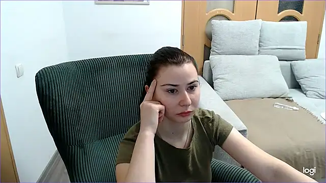 VioletaFlower7 online show from February 20, 2026, 9:11 am