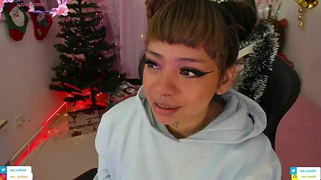 Snapshot of zoesullivan chatting on November 20, 2025, 10:05 am zoesullivan online show from November 20, 2025, 10:05 am