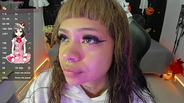 Snapshot of zoesullivan chatting on October 18, 2025, 10:06 am zoesullivan online show from October 18, 2025, 10:06 am