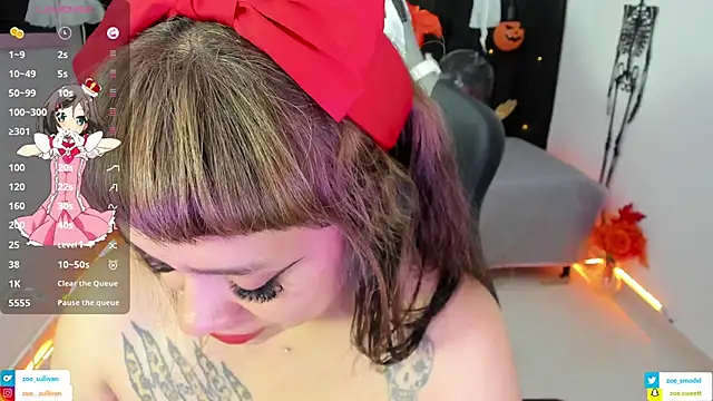 Snapshot of zoesullivan chatting on October 22, 2025, 9:57 pm zoesullivan online show from October 22, 2025, 9:57 pm