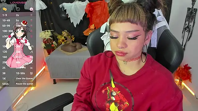 Snapshot of zoesullivan chatting on October 20, 2025, 9:32 am zoesullivan online show from October 20, 2025, 9:32 am