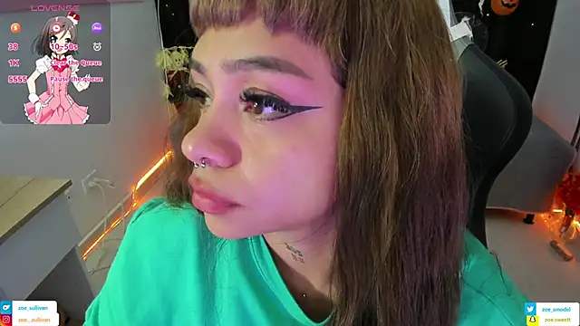 Snapshot of zoesullivan chatting on October 25, 2025, 9:41 am zoesullivan online show from October 25, 2025, 9:41 am