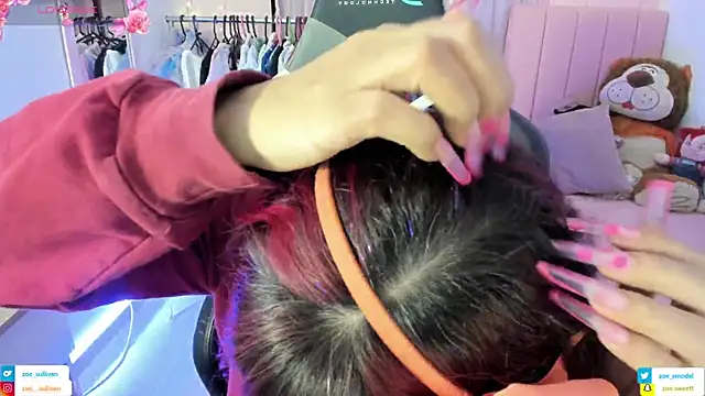 Snapshot of zoesullivan chatting on February 7, 2026, 10:01 am zoesullivan online show from February 7, 2026, 10:01 am