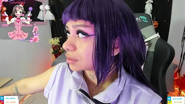 Snapshot of zoesullivan chatting on October 31, 2025, 10:01 am zoesullivan online show from October 31, 2025, 10:01 am