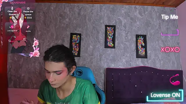 Snapshot of Mara_friendboy699 chatting on October 13, 2025, 7:59 pm Mara friendboy699 online show from October 13, 2025, 7:59 pm