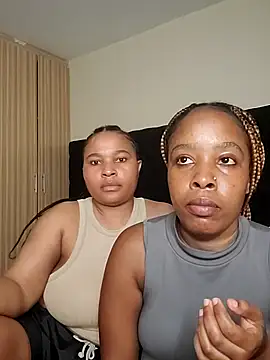 R-thequeen online show from April 10, 2026, 11:50 am