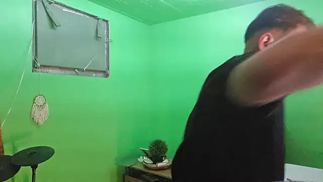 Snapshot of savage_daddyy chatting on February 19, 2025, 2:44 pm savage daddyy online show from February 19, 2025, 2:44 pm