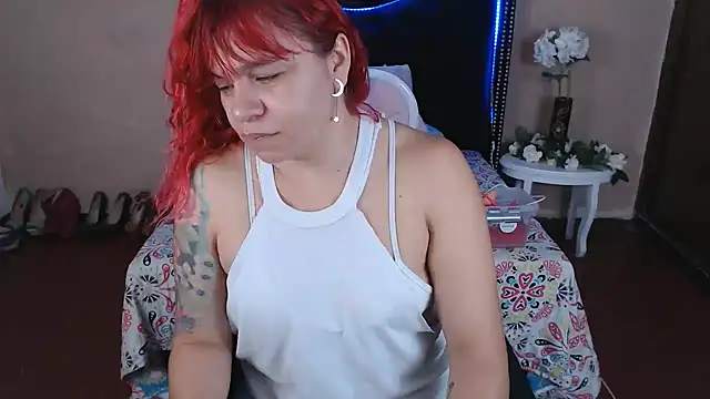 Snapshot of VioletaaaSlave chatting on May 13, 2026, 11:28 am VioletaaaSlave online show from May 13, 2026, 11:28 am