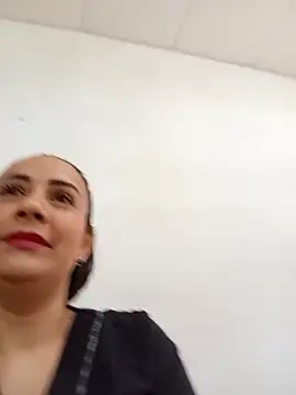 XGabrielaXX online show from December 22, 2025, 1:55 pm