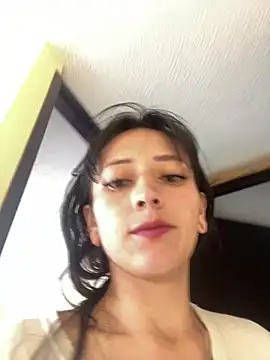 liaqueen610 online show from October 21, 2025, 5:12 pm