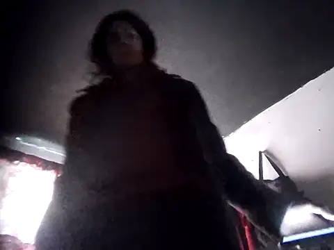 lmlfff online show from November 16, 2025, 5:06 pm