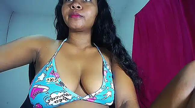 Snapshot of Sashabreck chatting on March 13, 2025, 2:27 am Sashabreck online show from March 13, 2025, 2:27 am