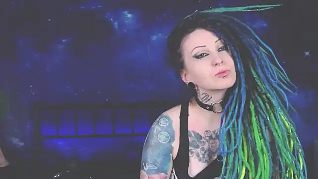 Snapshot of MartthaKatze chatting on January 22, 2025, 11:21 pm MartthaKatze online show from January 22, 2025, 11:21 pm