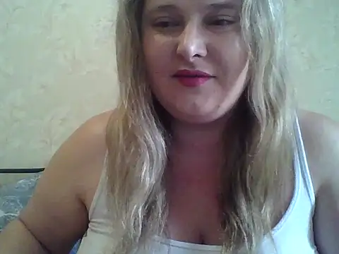 ParisMimi online show from April 3, 2026, 9:27 am