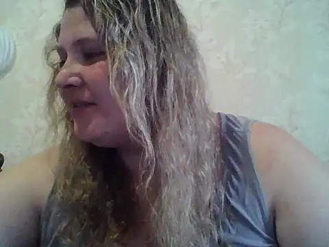 Snapshot of ParisMimi chatting on May 21, 2026, 12:13 pm ParisMimi online show from May 21, 2026, 12:13 pm