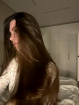 Snapshot of WildOrchid chatting on November 4, 2025, 8:34 pm WildOrchid online show from November 4, 2025, 8:34 pm