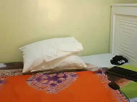 Snapshot of judy_the_booty chatting on October 5, 2025, 8:54 pm judy the booty online show from October 5, 2025, 8:54 pm