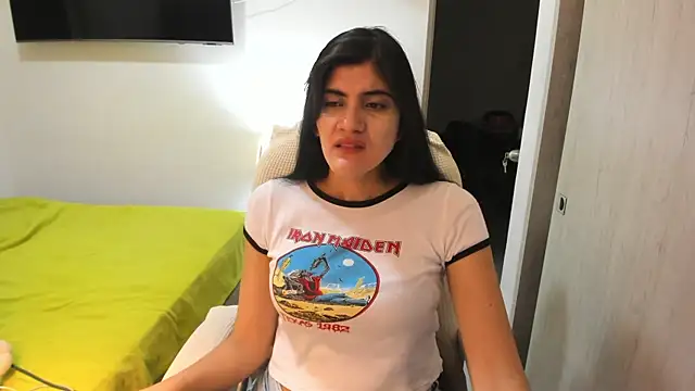 Snapshot of misstoya chatting on November 1, 2025, 1:34 am misstoya online show from November 1, 2025, 1:34 am